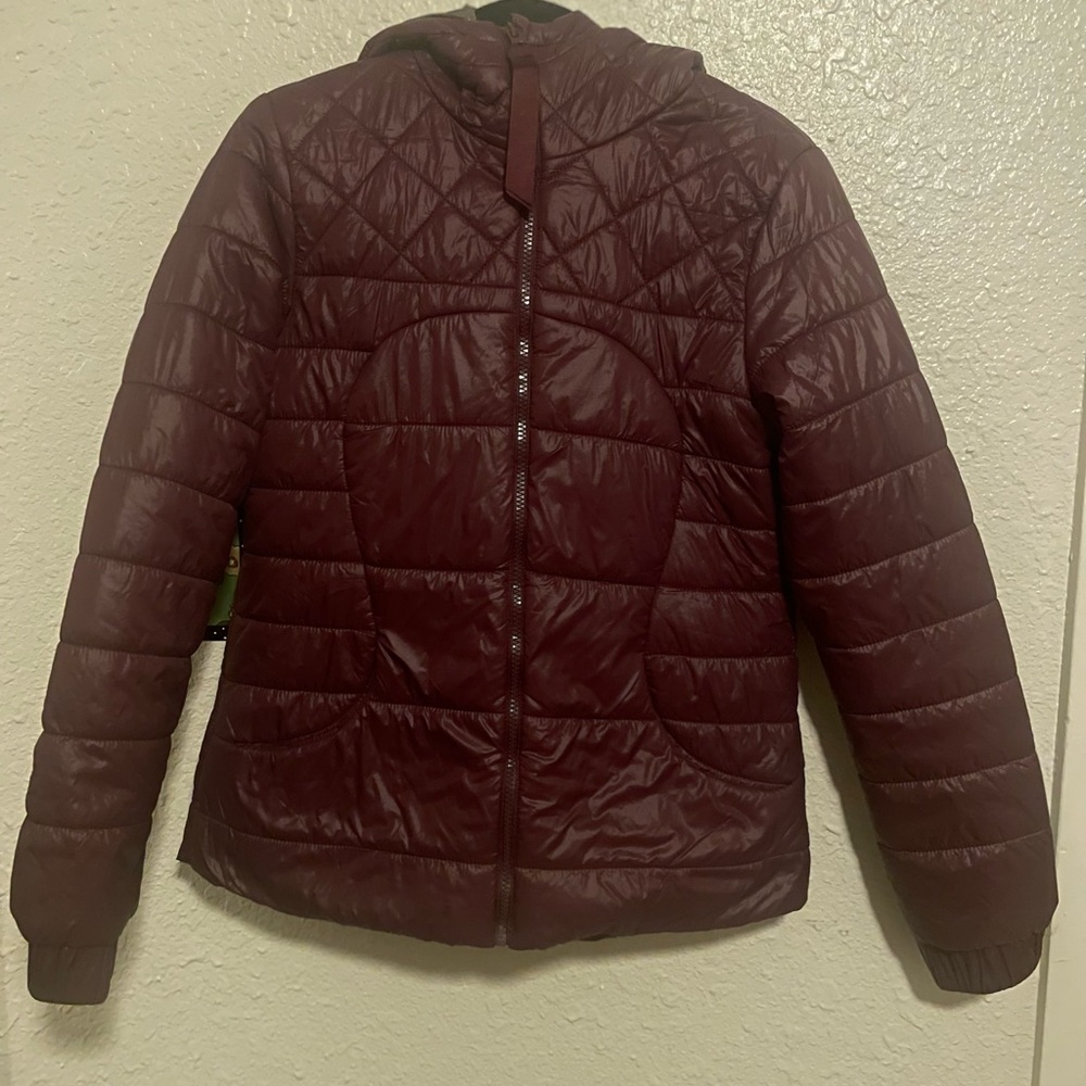 Lululemon Women's Quilted Jacket - Burgundy